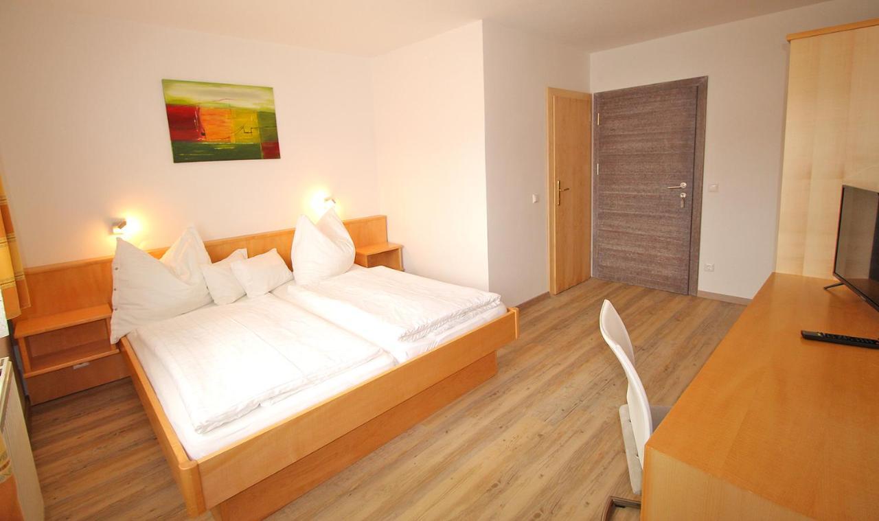 Ferienwohnung "Haus Falle" Schiefling am See Dış mekan fotoğraf