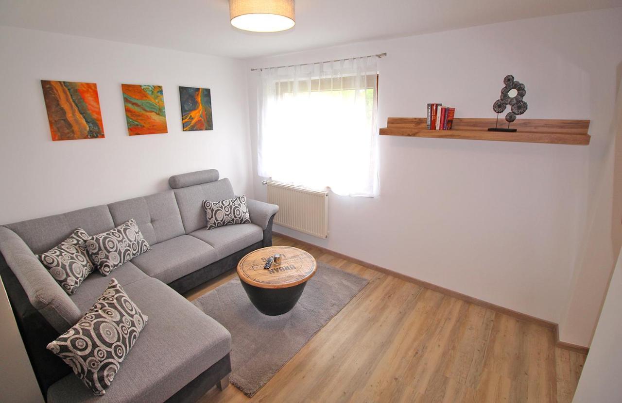 Ferienwohnung "Haus Falle" Schiefling am See Dış mekan fotoğraf